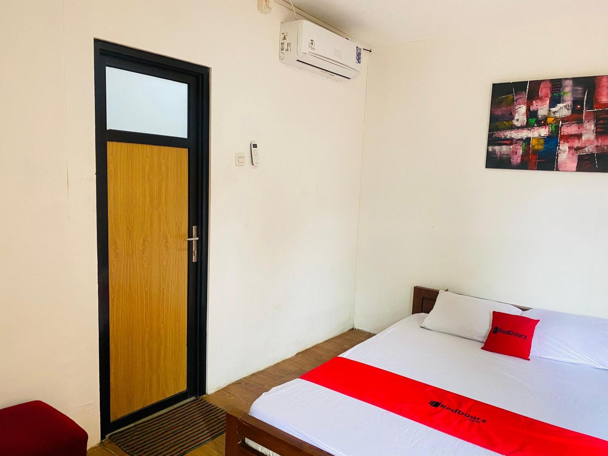 Reddoorz Syariah Near Wisata Durensewu Pandaan Jetak Exterior photo